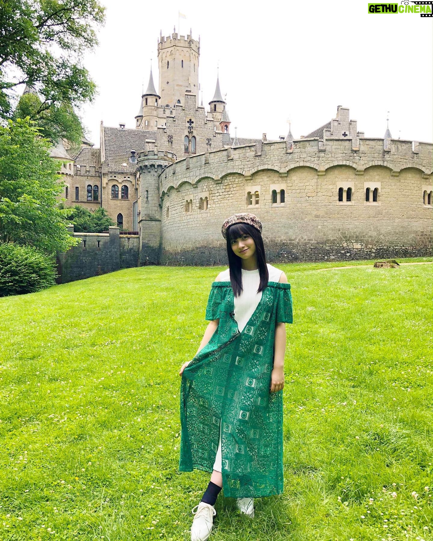 Kanna Hashimoto Instagram - こんにちは!環奈MGです。 今日は大阪にて、橋本環奈オフィシャルファンクラブ発足記念イベント「院長回診!vol.01」開催です! ⚠️ 公演当日はご本人様確認を同行者様含めて実施いたします。 本人確認書類を持参の上、ご参加ください。ご準備いただけなかった場合は、如何なる場合もご入場できません。あらかじめご了承の程よろしくお願い申し上げます。 そして!23:10からは「アナザースカイ Ⅱ」ですので録画予約をお忘れなくお出かけくださいネ。 #橋本環奈 #橋本環奈2019 #橋本環奈マネージャー #橋本純情内科 #院長回診 #アナザースカイⅡ #アナザースカイ #ドイツ #ハノーファー
