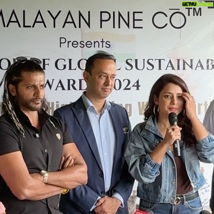 Karanvir Bohra Instagram - Snippets from our press conference that happened in Dharamshala for @himalayanpineco . What a delight to be associated with The Himalayan Pine Company’s initiative, a company that makes sustainable products from pine needles which are collected from the Himalayan forests. They not only promote the use of non-plastic, sustainable & biodegradable , reusable-washable products but also help the environment in controlling forest fires which can be caused by pine needles. What an eye opener this whole initiative has been for me & @karanvirbohra . It was such an honor to meet & promote this cause with his excellency @freddysvane The Ambassador of Denmark, @bharatrjoshi a well known author and Director of Associated Containers Ltd & @atul_wassan , the famed cricketer. #himalyanpineco #sustainability #sustainable #environment #friendly #biodegradable #sustainableproducts