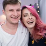 Karen Bachini Instagram – #TBT com meu amor 🥰🩷 só porque faz tempo que ele não aparece nesse feed e vocês ficam perguntando se não estamos mais juntos kkkkkk 

Precisamos tirar fotos novas, nessas a gente tá com muita carinha de neném 🥹
