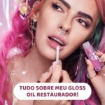 Karen Bachini Instagram - Quem aí também é apaixonado no meu Gloss Oil Mercúrio? Eu não fico sem! 🩷 Além de deixar um brilho lindo, também tem ativos que cuidam dos lábios - é o melhor dos dois mundos 🥰
