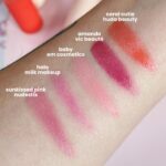 Karen Bachini Instagram - A categoria é: blushes em stick 🩷 Eu adoro a praticidade de blush nesse formato e acho ótimo para levar na bolsa também! Qual é o seu favorito? Me conta aqui nos comentários 🫶