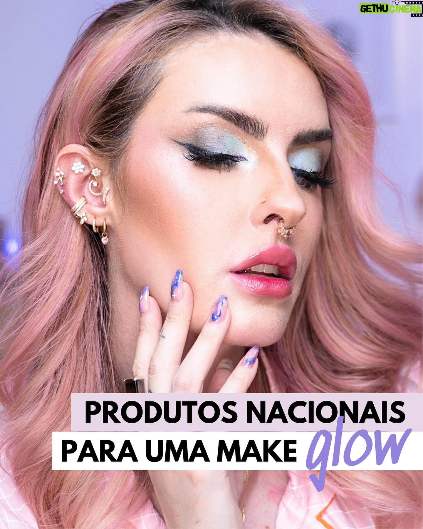 Karen Bachini Instagram - Oi clã! Esses são os produtos nacionais que mais uso para criar um look glow bem lindo ✨ Que dicas vocês querem ver no próximo #KahIndica? 🩷