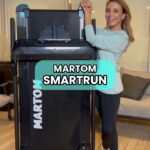 Karen Doggenweiler Instagram - @martomsport me tiene enamoradísima de esta trotadora plegable 😍 La MARTOM SMARTRUN me es todo lo que necesito para hacer deporte desde la comodidad de mi casita 🏠 Recuerda que puedes encontrar esta y otras máquinas en martomsport.com o desde su cuenta @martomsport 👈🏻 #ad