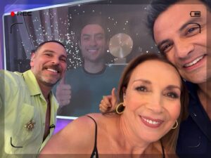 Karen Doggenweiler Instagram - Con el mejor de todos @matteobocelli en el @muchogustomatinal 🎶❤️ cc: @gonzaloramireztroncoso @jananeme