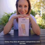 Karen Doggenweiler Instagram - A 1 mes de estar usando el nuevo serum antimachas de ISDIN #MelaclearAdvanced, puedo garantizar sus resultados 👌🏻 Yo lo uso en la mañana al levantarme y en la noche antes de dormir, donde he logrado hacer desaparecer parcialmente una manchita que tenía en el costado izquierdo de mi rostro! De verdad es increíble este producto 😍 Uds también pueden adquirirlo en SALCOBRAND o desde SALCOBRAND.CL 👈🏻 cc: @salcobrandcl @isdinchile @dermocoaching_cl #somosdepiel #isdinlovers #publicidad