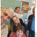 Karen Doggenweiler Instagram - Gracias por todos los saludos! Ha sido un precioso cumpleaños! El más lindo regalo fue tener a mi Manu! Besos a todos y que sea un lindo año 💜 cc: @marcoporchile @fernandacornejod @manuelaenriquez_