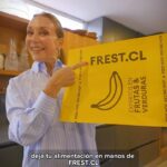 Karen Doggenweiler Instagram - Les quiero compartir este tremendo dato para que nunca te falten frutas y verduras en tu despensa, sin la necesidad de salir de tu hogar 🫶🏻 En FREST.CL de @frestchile, puedes encontrar una gran variedad de productos y alimentos frescos, de gran calidad y que te motivan a comer mejor 🥑🍓 Y lo mejor, llega tu pedido durante el mismo día, así de rápido! (solo en región metropolitana) ::: Entra ahora a FREST.CL y realiza tu compra online desde tu celular o computador ❤️