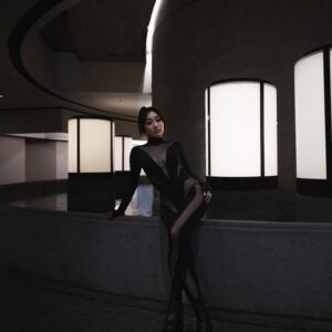 Karen Fukuhara Instagram - All I need is a space ship @keithtio @nhinako_makeup @dereksyuen