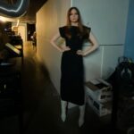 Karen Gillan Instagram – Backstage at a fan screening for Sleeping Dogs – out March 22nd folks! 

Styled by @rebeccacorbinmurray 
Hair @hairbycandicebirns 
Make up @valeriaferreiramakeup