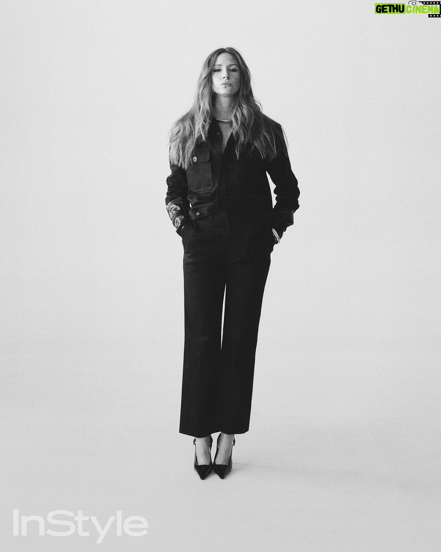 Karen Gillan Instagram - Thanks for having me @instylemexico π InStyle Mexico | April Issue @instylemexico Photos: Shane MCcauley @shanemccauley Stylist: Paulina Zas @paulinazas Fashion assistant: Celeste Anzures @celesteanzures Makeup: Miriam Nichterlein @miriamnmakeup Hair: Candice Birns @hairbycandicebirns Nails: Millie Machado @millie_cosmo Production: @hyperion.la