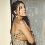Karen Polinesia Instagram - El amor propio, Fue cuando decidí tomar el control de mi vida Fue cuando decidí seguir siendo fiel a mi misma Fue cuando decidí ser mi cuidadora Fue cuando decidí poner límites Es y seguirá siendo elegirme primero pues para querer cambiar el mundo, debo empezar por querer cambiarme a mí misma. ¿Para ustedes que es un acto de amor propio? Los leo 👀 mmm