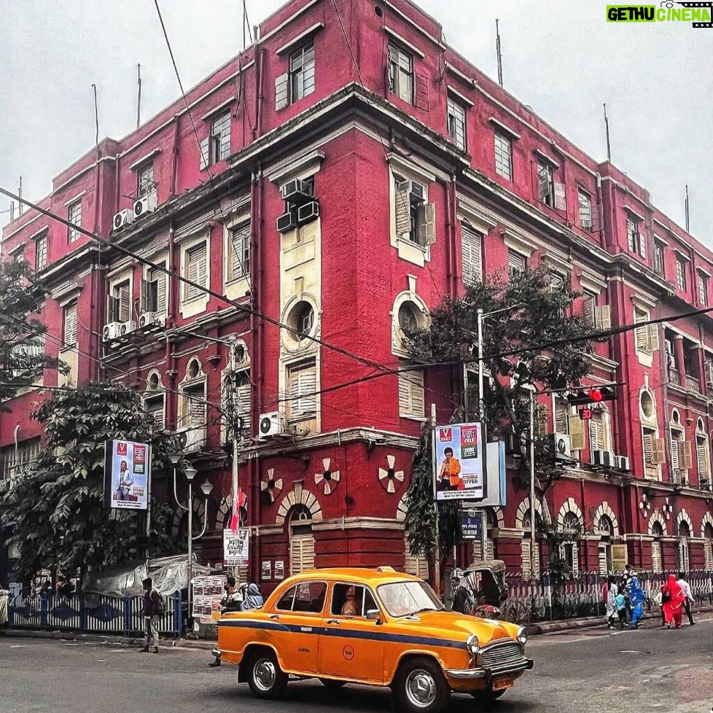 Karishma Kotak Instagram - Kolkata for a hot minute 🙏
