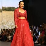 Karisma Kapoor Instagram – ‘Twas Red 🍒🌶️💋

@awignaofficial @timesfashionweek @thewisedesign 

#BombayTimesFashionWeek