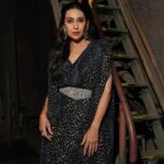Karisma Kapoor Instagram – Lights,Camera,Dance ! 💃🏻🕺🏻🪩 behind the scenes with #DanceDewane 

#ComingSoon🔜