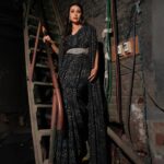 Karisma Kapoor Instagram – Lights,Camera,Dance ! 💃🏻🕺🏻🪩 behind the scenes with #DanceDewane 

#ComingSoon🔜