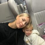 Karolína Kurková Instagram - Guess where we're headed?? #springbreak #mostmagicalplaceonearth
