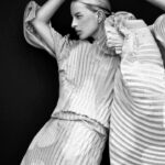 Karolína Kurková Instagram – Exciting things ahead… @lorraine_antonetti @fordmodels