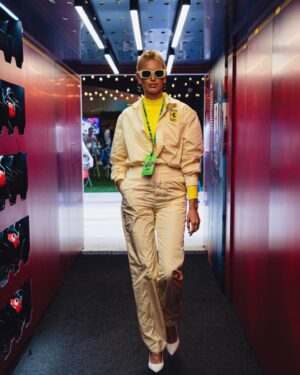Karolína Kurková Instagram - Revving engines in the @ferraristyle garage x @f1. #vroom #startyourengines #formula1  #formula1miami