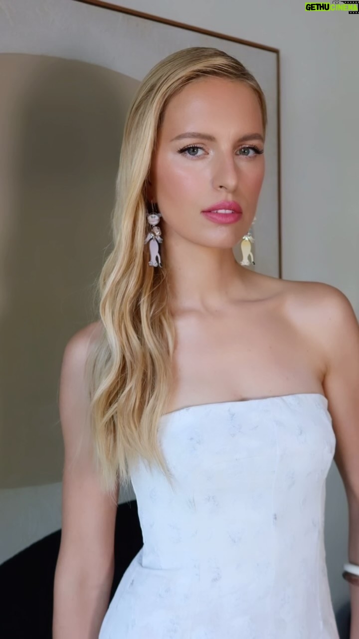 Karolína Kurková - 2.8K Likes - Barbie Inspired Glam // 💖 // This look called for a hot pink lip, flushed cheeks and a flirty lash. Fresh faced with @welovecoco for lunch w/ @toryburch, celebrating @toryburchfoundation, which empowers women entrepreneurs by providing access to capital, education and community. #empowerwoman