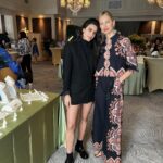 Karolína Kurková Instagram – Such a fun afternoon filled with fashion, wellness and socializing… supporting great local vendors and shopping local. 🫶🏻 @isabelagrutman @grazielagems @grazielaskaufman @mimicollectionofficial @by_changles