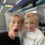 Karolína Kurková Instagram - Guess where we're headed?? #springbreak #mostmagicalplaceonearth