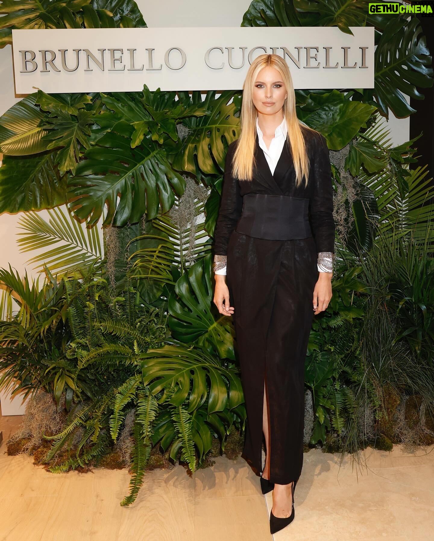 Karolína Kurková - 2.6K Likes - A warm welcome for @brunellocucinelli_brand newest opening. Congrats on a beautiful store and location, thank you for including me in the celebration! 🥂 @brunellocucinelli @miamidesigndistrict