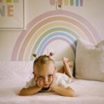 Karolína Kurková Instagram - Little bitty mini LunaGrace💗✌🏼😁 📷 @mirvillestudios