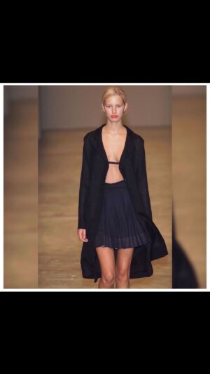 Karolína Kurková Instagram - How I was discovered as a model...#modellife #modeling