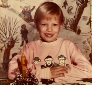Karolína Kurková Instagram - Message to my younger self:: Nothing worth having comes easy. My dad taught me from such an early age that a strong work ethic leads to a fulfilling and happy life. Playing a sport and being competitive also taught me the very valuable lesson of being disciplined and working hard. 🤍
