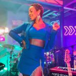 Karol Conká Instagram - Hoje vai ao ar o programa que participei, Te Vejo No After no @multishow às 22h30, vai ser tudooaan! Bora assistir. 💙