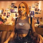Karol Conká Instagram - Já assistiu NEGONA hj? Link na bio. 🔥