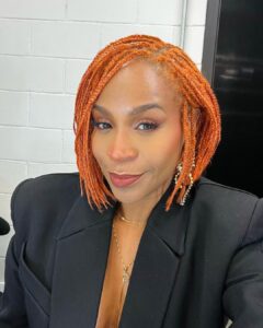Karol Conká Instagram - Bem tranquila porque acabei de receber o corte do clipe de Negona feat @tashaokereke e @tracieokereke e quero dizer que a @aishambikila arrasou na direçawn. Não vejo a hora de lançar pra vcs, me sinto pronta.