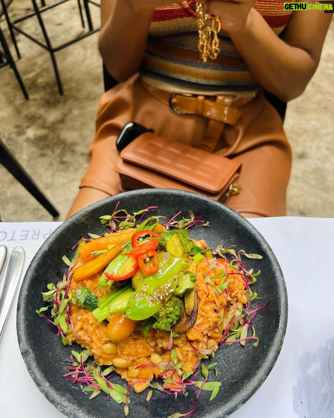 Karol Conká Instagram - Como tá a sexta-feira de vcs?