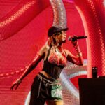 Karol Conká Instagram - Karol Conká (@karolconka) fez a CAIXA Cultural Salvador (@caixaculturalsalvador) balançar na primeira noite no Festival Palco Brasil! 👯‍♀️ Grande alegria reabrir o projeto com a energia lá em cima! ❤️ 📸 Caio Lírio (@caiolirio)