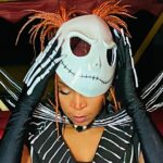 Karol Conká Instagram – Bem vindos ao Estranho Mundo De Jack (Patombá) 😂 #Halloween