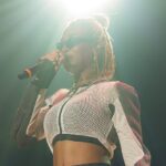 Karol Conká Instagram - Muito obrigadaaa @caixaculturalbrasilia pela oportunidade de me apresentar no @festivalpalcobrasil. Foi um show lindo com um público animado e carinhoso. Realmente foi muito especial. Eu ameeeii muitoan! ❤️ 📸: @duanecarvalho Brasilia-DF