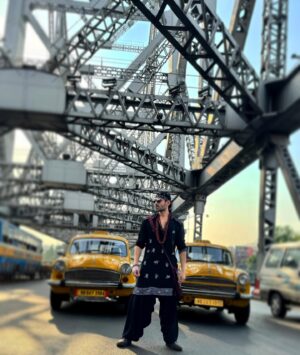 Kartik Aaryan Instagram - Kolkata How-rah You 👋
