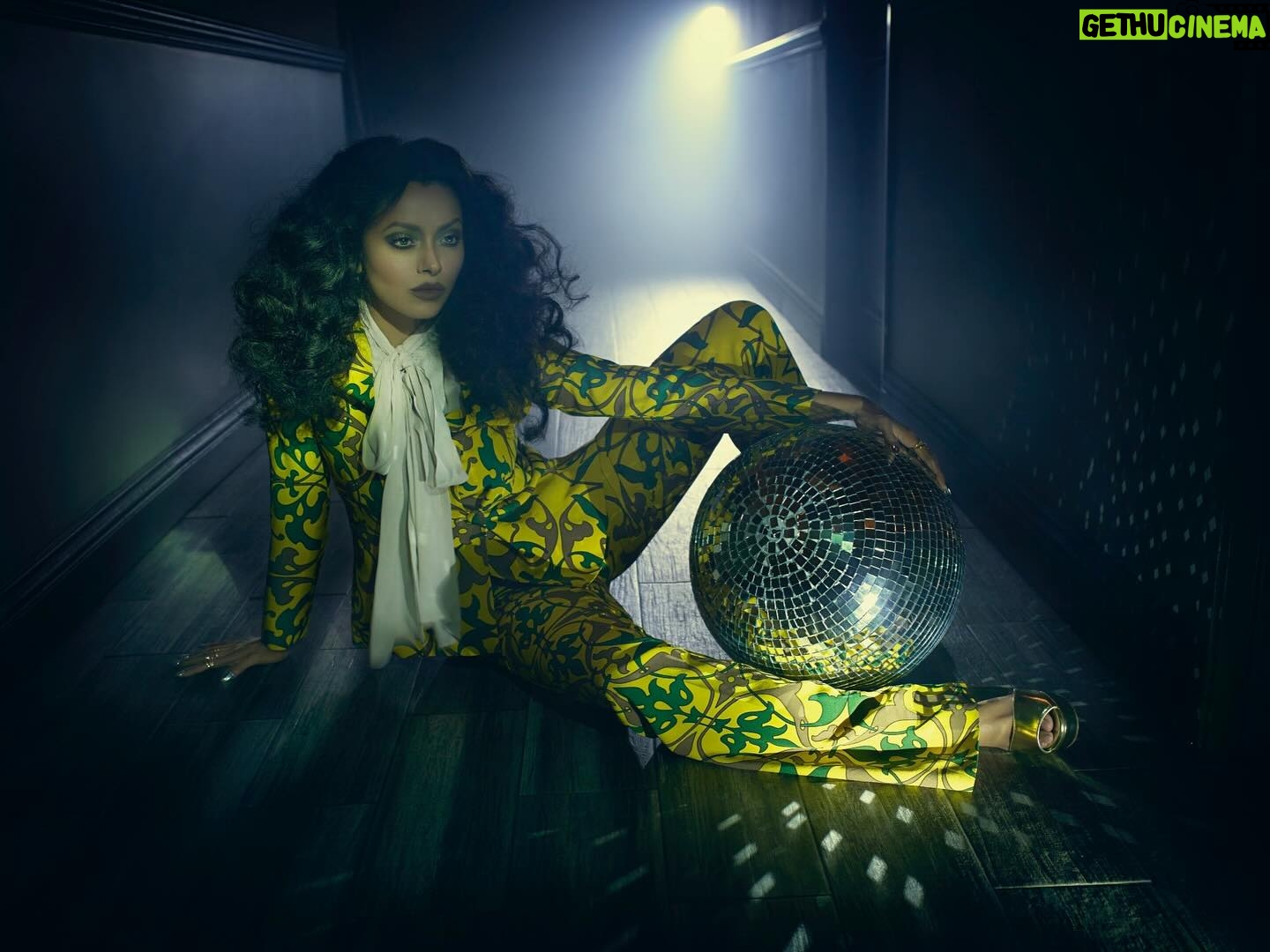 Kat Graham Instagram - In honor of my disco era and Miss Ross here’s a throwback to the Love Music Funk Magic album shot by @randeestnicholas 🕺🏽🪩💕✨