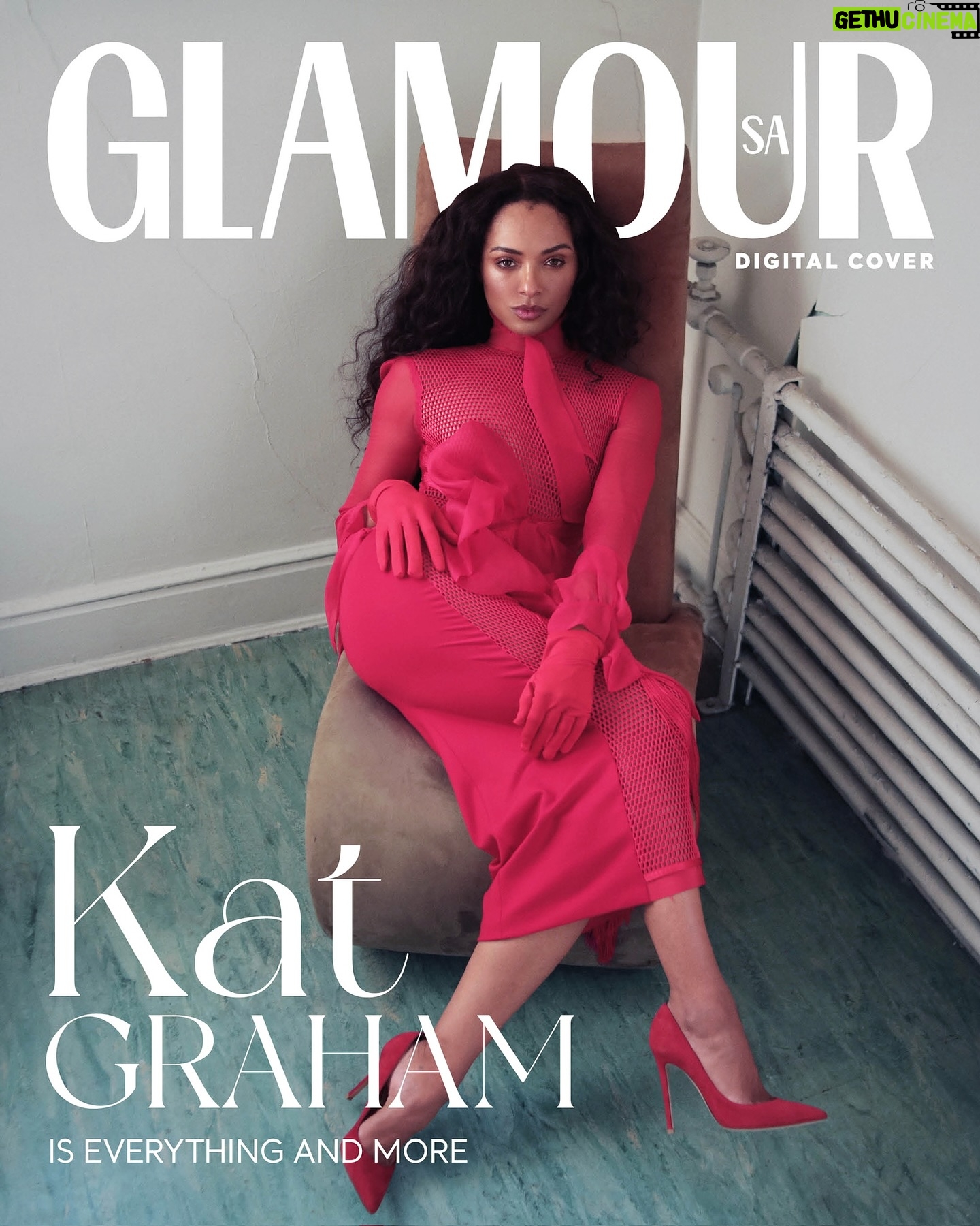 Kat Graham Instagram - New cover for @glamour_sa 🇿🇦❤️✨ Photography: Harold Julian @haroldjulian Stylist: Alison Hernon @718Blonde Fashion Assistant: Mia Fyson @miafyson @kiyaa_bagla Hair: Nai’vasha @naivashaintl Executive Director: Alessio Filippelli @ale_ssiofilippelli Editor: @thobeka_phanyeko