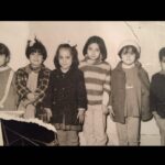 Katayoun Riahi Instagram - ما در همین سرزمین در مدارس مختلط درس خواندیم و بزرگ شدیم، نه زامبی شدیم و نه به جهنم می‌رویم! در عوض مدعیان و طالبان عفت و بهشت، همچون نگهبانان دوزخ، زندگی مردم را به هر بهانه ای به جهنم تبدیل می کنند! امروز فرزندان ما از ساده ترین امکانات تفریحی و شادی محرومند و ما شدیم بازنشستگان معترض، فرهنگیان، کارگران، هنرمندان، پزشکان و پرستاران ناراضی! سخت در اشتباهید اگر فکر می‌کنید، شما راضی، آغازاده های ساکن بلاد کفر تان راضی، گور.... این گورِ دشمنان ایران و ایرانی است!