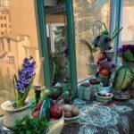 Katayoun Riahi Instagram - با آرزوی سلامتی و صلح و مهر برای ایران و جهان. نوسده همایون، مهرپایدار و تابناک، نوروز پیروز 💚🤍❤️🕊 ‏#nowrooz ‏#peace #happy #happyworld #iran #Dance #no_war #stopwar #katayounriyahi #jazkala#ali_nino #rastak