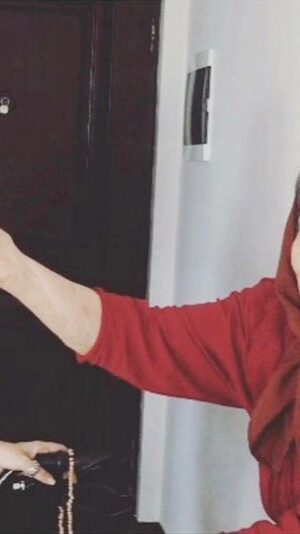 Katayoun Riahi Instagram - از صبح دعا میکنم مادر علی داغ چنین پسری را نبیند، هیچ مادری داغ فرزندش را نبیند...
کتایون ریاحی