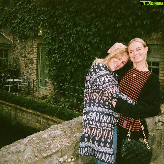 Kate Bosworth Instagram - Happy Birthday to the one who taught me love, kindness, warmth, compassion, patience. Also how to enjoy life and laugh and drink lots of Prosecco! š„š You light up my life, mama. Every single day. I love you! xx