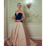 Kate Bosworth Instagram - On film! #bts @vanityfair 🎀 Thank you @samanthamcmillen_stylist @moniquelhuillier for this beautiful dress 💞 (& my dream date @justinlong for so sweetly making sure it looked perfect for me :) @danadelaney @charlottetilbury for nailing the less-is-more assignment 🙏🏻 @bridgetbragerhair @jennaleeartistry you girls are my heroes!!! I would have been lost without you 🫶🏻 @ashlie_johnson 💅🏻 the most important manicure to date 😘 📸 @logansrice