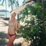 Kate Bosworth Instagram – Some summer moments 🌞🏝 staying fit, happy   healthy thanks to @emsculptneo @stephwatsonhealth 🙏🏻
……………………

@btlaesthetics 
#EmsculptNeo
#EmsculptPartner