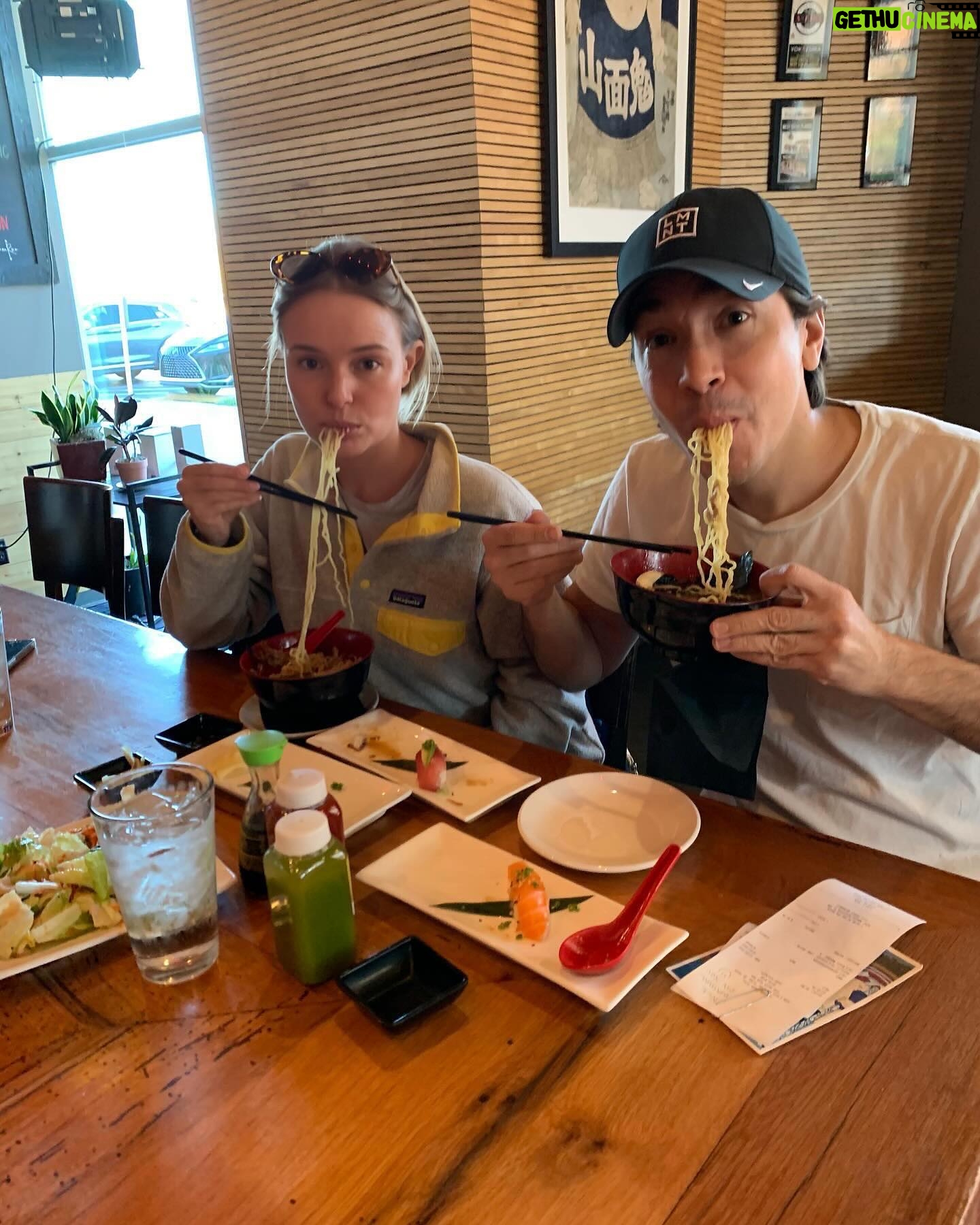 Kate Bosworth Instagram - Ate our way cross country! 🚗🍜🍩 (Things started to get real in Albuquerque w/ stained shirts slide 6)
