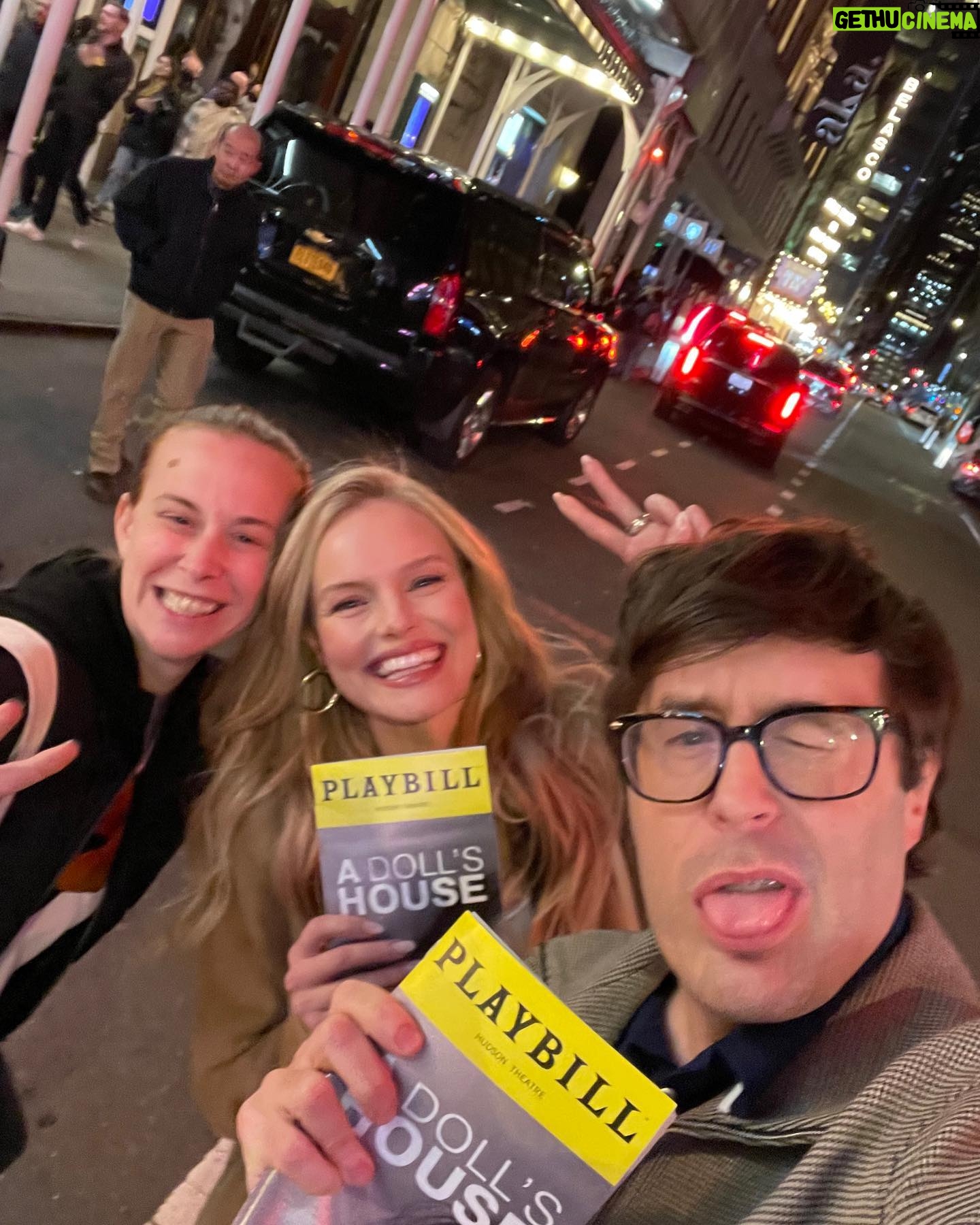 Kate Bosworth Instagram - NYC for 24 hrs! 🍎 something exciting coming 👀