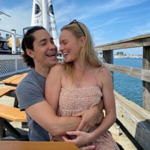 Kate Bosworth Instagram - Summer ‘23 😃☀️🦞 @justinlong if you have an issue w/ slide 7, pls know I made up for it w/ 8 because I’m fair like that, YA KNOW?!?!
