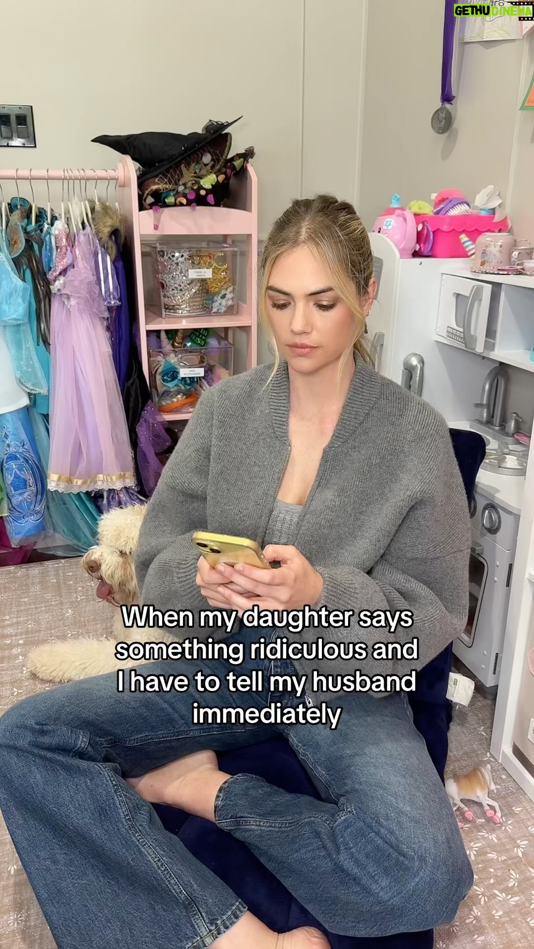 Kate Upton Instagram - Nothing gets past her honestly