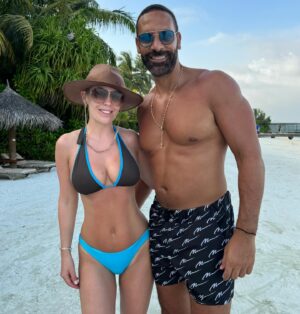 Kate Wright Instagram - Making memories 🩵🥥